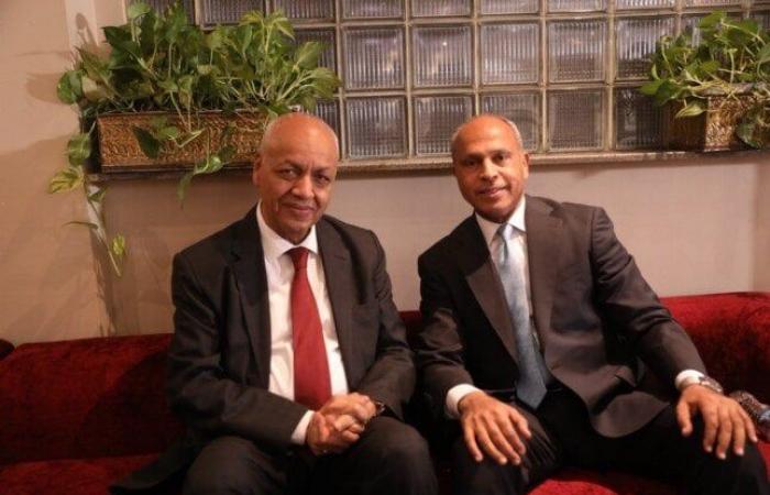 بالبلدي: مصطفى
      بكري:
      تنسيقية
      شباب
      الأحزاب
      مصنع
      للكوادر
      الشابة
      وداعم
      رئيسي
      للحياة
      السياسية
      في
      مصر