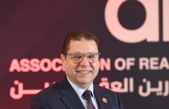 بالبلدي : محمد
      غباشي:
      رفع
      أسعار
      الفائدة
      ليس
      خبرًا
      سيئًا
      للعقار..
      وهذه
      الأسباب