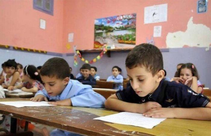 بالبلدي: 3
      نماذج
      لكل
      مادة..
      ضوابط
      امتحانات
      شهر
      نوفمبر
      2026
      لطلاب
      صفوف
      النقل
