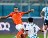 بالبلدي : فيديو
      |
      بيراميدز
      يتصدر
      الدوري
      بثنائية
      في
      شباك
      أبو
      قير
      للأسمدة