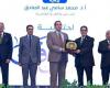 بالبلدي: في
      احتفالية
      «يوم
      الوفاء»..
      جامعة
      القاهرة
      تكرّم
      رئيس
      الجامعة
      الجمهورية مصر العربيةية
      للتعلم
      الإلكتروني
      الأهلية