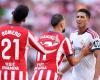 بالبلدي : فيديو
      |
      كل
      القرارات
      في
      صالحهم..
      رد
      فعل
      غاضب
      من
      روميرو
      بين
      شوطين
      مباراة
      ريال
      مدريد
      وأتلتيكو