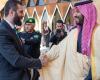 ولي
      العهد
      السعودي
      يبحث
      مع
      الرئيس
      السوري
      مستجدات
      الأحداث
      في
      المنطقة