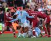 بالبلدي : مانشستر
      سيتي
      يخرق
      قاعدة
      جديدة
      في
      الدوري
      الإنجليزي
      بسبب
      مباراة
      ليفربول