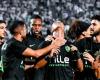 بالبلدي : التعادل
      السلبي
      يحسم
      الشوط
      الأول
      من
      مباراة
      الزمالك
      والجيش
      الرواندي