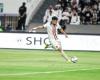 بالبلدي : فيديو
      |
      تريزيجيه
      يسجل
      في
      تعادل
      قاتل
      لـ
      الرياض
      أمام
      الفيحاء
      بـ
      الدوري
      السعودي