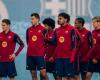 بالبلدي : تشكيل
      برشلونة
      المتوقع
      أمام
      ريال
      مدريد
      اليوم
      في
      الدوري
      الإسباني