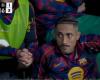 بالبلدي : فيديو
      |
      تصرف
      رائع
      من
      رافينها
      بعد
      نهاية
      لقاء
      برشلونة
      وريال
      مدريد