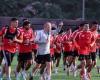 بالبلدي : الأهلي
      يستأنف
      تدريباته
      استعدادًا
      لمواجهة
      مودرن
      سبورت..
      وعودة
      كريم
      الدبيس