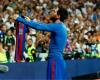 بالبلدي : مفاجأة..
      ريال
      مدريد
      رفض
      التعاقد
      مع
      ليونيل
      ميسي
      في
      2001