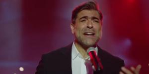 بالبلدي: شاهد..
      وائل
      كفوري
      يغني
      في
      إعلان
      جديد
      لـ
      المستقبل
      سيتي