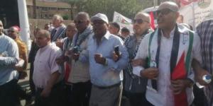 بالبلدي: اتحاد العمال يشارك فى المسيرة التضامنية مع فلسطين أمام المنصة.. صور