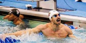 بالبلدي : عبد الرحمن سامح نجم المنتخب المصري للسباحة يحصل على الميدالية الفضية