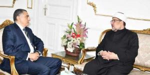 وزير الأوقاف يستقبل سفير مصر لدى جمهورية باكستان لبحث أوجه التعاون المشترك