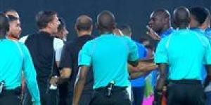 بالبلدي : اشتباكات بين لاعبي الأهلي وصن داونز بعد انتهاء الشوط الأول