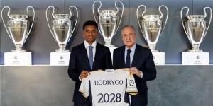 بالبلدي : رسميًا | ريال مدريد يُعلن تمديد عقد رودريجو حتى 2028
