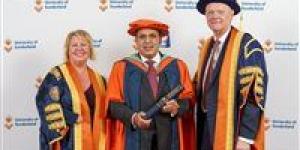 بالبلدي : جامعة سندرلاند بالمملكة المتحدة تمنح محمد لطفي الدكتوراه الفخرية في التعليم تقديرًا لمسيرته المهنية