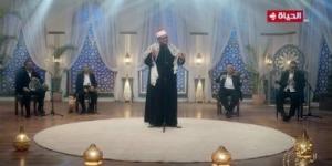 بالبلدي: المبتهل محمد على جابين وفرقته يقدمون أنشودة "حب الحسين" فى مملكة الدراويش
