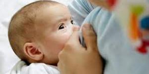 بالبلدي : نصائح لرضاعة طبيعية ناجحة.. البدء خلال ساعة من الولادة