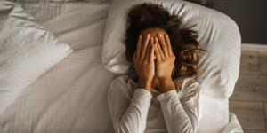 بالبلدي : نوع من الباراسومنيا.. ماذا يعني التكلم أثناء النوم؟