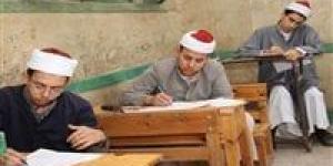 بالبلدي : اليوم.. طلاب الشعبة الأدبية بالثانوية الأزهرية يؤدون امتحاني الفقه والإنشاء بجنوب سيناء
