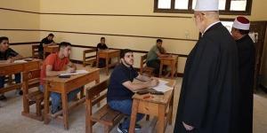 بالبلدي : طلاب العلمي بالثانوية الأزهرية يؤدون امتحان مادة اللغة الأجنبية اليوم
