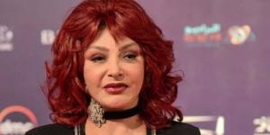 بالبلدي : «يا
      ابنتي
      لا
      تحيريني
      معك»..
      نبيلة
      عبيد
      تشوق
      جمهورها
      لمسلسلها
      الإذاعي
      الجديد