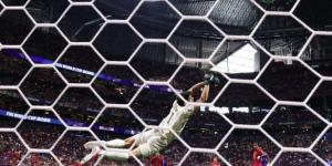 بالبلدي : كأس
      العالم
      2026..
      منتخب
      هايتي
      يضرب
      المغرب
      بالهدف
      الثاني
      «فيديو»