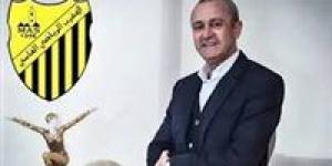 بالبلدي: محمد
      شبانة
      ينتقد
      رئيس
      المغرب
      الفاسي:
      حاول
      المزايدة
      على
      الأهلي
      لإرضاء
      الجماهير