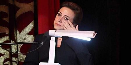 بالبلدي : ريهام عبد الغفور تبكي خلال تكريم والدها الراحل أشرف عبد الغفور