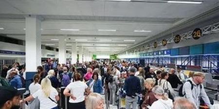 بالبلدي: الداخلية البريطانية تكشف سبب تعطل أنظمة البوابات الإلكترونية في المطارات belbalady.net