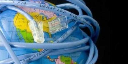 تعطل الاتصال عبر الإنترنت في شرق إفريقيا ببسب تضرر كابلات تحت الماء