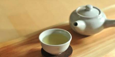 بالبلدي: الشاي الأخضر يسهل عملية الهضم