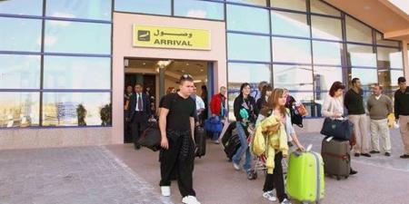 بالبلدي : مطار مرسى علم الدولي يستقبل 30 ألف سائح خلال الأسبوع الجاري