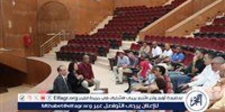 بالبلدي: قصور
      الثقافة
      ومحافظة
      البحر
      الأحمر
      تبحثان
      آليات
      تشغيل
      مسرح
      الغردقة
      لتقديم
      عروض
      فنية
      للسائحين
