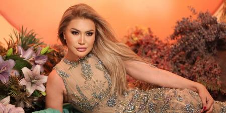 بالبلدي: نوال
      الزغبي
      تغازل
      جمهورها
      المصري
      وتطرح
      3
      أغنيات
      جديدة
      قريبًا