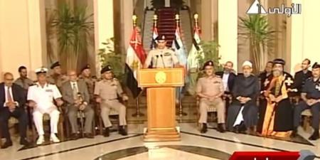 بالبلدي: مصر.. السيسي وما فعله يشعل تفاعلا واستذكارا لصورة حُفرت بأذهان المصريين بذكرى 3 يوليو