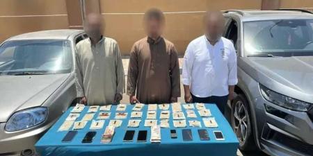 إحباط
      محاولة
      تشكيل
      عصابى
      شديد
      الخطورة
      جلب
      كميات
      كبيرة
      من
      أقراص
      الكبتاجون
      المخدرة
      تمهيداً
      لتهريبها
      لإحدى
      الدول