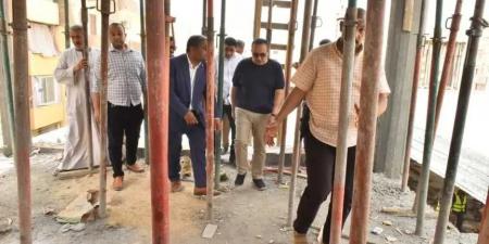 محافظ
      أسيوط
      يتفقد
      مشروع
      السوق
      الحضاري
      بأبنوب
      تمهيدا
      لنقل
      الباعة
      الجائلين
      وتحسين
      الخدمات
      للمواطنين