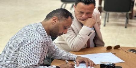 بالبلدي : محكمة
      بورسعيد
      تبدأ
      تلقى
      أوراق
      الترشح
      لانتخابات
      الشيوخ