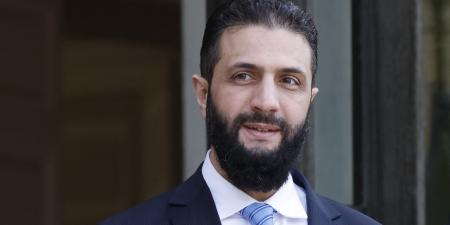 belbalady سوريا.. ما قاله مفتي لبنان أمام أحمد الشرع وسبب تقليده وساما يشعل تفاعلا
