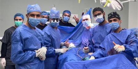 بالبلدي: طوارئ
      سوهاج
      الجامعي
      تنقذ
      شابًا
      اخترق
      سيخ
      حديدي
      صدره
      وسبب
      له
      نزيفًا
      حول
      القلب