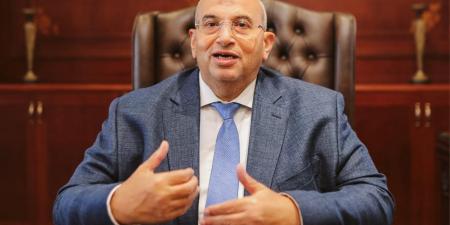 بالبلدي : خبراء
      الضرائب:
      إنقاذ
      المهنة
      من
      العشوائية..
      المهمة
      الأولى
      للجنة
      تطوير
      معايير
      المحاسبة
      المصرية