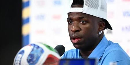 بالبلدي : فينيسيوس:
      البرازيل
      ستلعب
      من
      أجل
      لقب
      كأس
      العالم..
      والمغرب
      يستطيع
      مفاجأة
      الجميع
      مجددًا