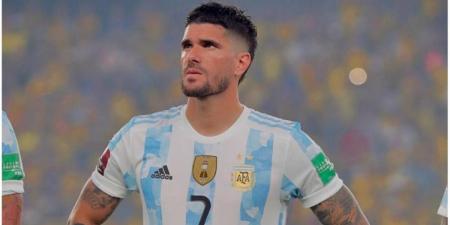 بالبلدي : دي
بول
مشيدًا
بميسي:
لا
يهتم
بالأرقام
الفردية..
ووجوده
ميزة
كبيرة
لنا