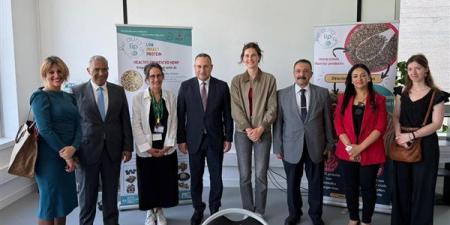 بالبلدي: وزير
التعليم
العالي
يزور
وادي
العلوم
بجامعة
باريس-ساكلاي
لربط
الأبحاث
المصرية
بالصناعة
الفرنسية