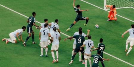 بالبلدي : حكم
      مباراة
      السعودية
      وإسبانيا
      في
      كأس
      العالم
      2026