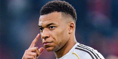 بالبلدي : ريال
      مدريد
      يلجأ
      إلى
      سلاح
      صفقة
      مبابي
      من
      أجل
      ضم
      أوليس