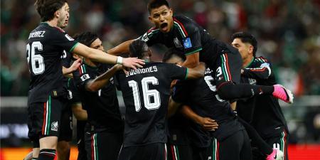 بالبلدي : فيديو
      |
      المكسيك
      تفوز
      على
      كوريا
      الجنوبية
      وتصبح
      أول
      المتأهلين
      إلى
      دور
      الـ32
      بكأس
      العالم
      2026