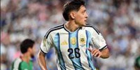 بالبلدي: صراع
      إيطالي
      على
      مولينا..
      روما
      ونابولي
      يتنافسان
      لضم
      ظهير
      أتلتيكو
      مدريد